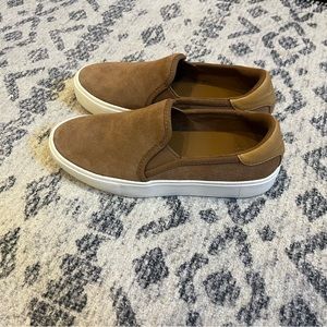 Ugg suede shoes. Size 7.5.